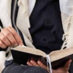 Read more about the article 犹太人如何影响着世界金融走向 | AI Financial恒益投资