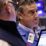 Read more about the article 周五早盘股市反弹；就业增长超预期 | Ai Financial 财经日报