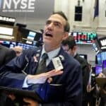 Read more about the article S&P 500和纳斯达克指数下跌1%，大型科技股领跌 | Ai Financial 财经日报