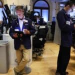 Read more about the article 标普500和纳斯达克连续第四天收低，因英伟达股价下滑 | Ai Financial 财经日报