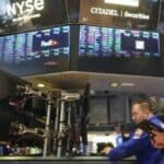 Read more about the article 道指因美国经济增长放缓而下跌500点 | Ai Financial 财经日报