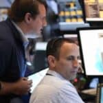 Read more about the article 美联储决定保持利率不变，华尔街小幅上涨 | Ai Financial 财经日报