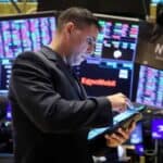 Read more about the article 道琼斯指数上涨超过170点，连续六天收涨，创下2024年最长的连续上涨记录 | Ai Financial 财经日报