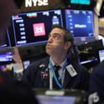 Read more about the article 道指连续八个交易日上涨后首次下跌，因消费者对通胀预期上升 | Ai Financial 财经日报