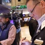 Read more about the article 纳斯达克首次收于17000点以上，道指下跌逾200点 | Ai Financial 财经日报