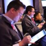 Read more about the article 道指上涨200点创历史新高收盘，投资者应谨防踏空 | Ai Financial 财经日报