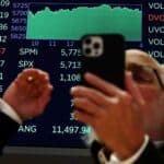 Read more about the article 标普500周一创下历史新高，结束了本月和本季度的胜利走势 | Ai Financial 财经日报