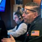 Read more about the article 因中东紧张局势加剧，标普500下跌，纳斯达克在10月初下跌1% | Ai Financial 财经日报