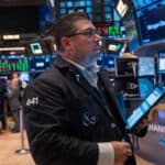 Read more about the article 道指周三上涨300点，再创收盘新高 | Ai Financial 财经日报