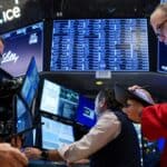 Read more about the article 大选在即，市场回调 | AiF 观点