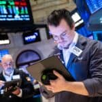 Read more about the article 周二标普500指数小幅上涨再创收盘新高 | AiF 财经日报