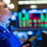 Read more about the article 道指周四收跌超400点，标普500自近期高点回落| AiF 财经日报