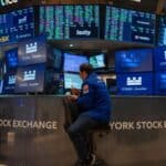 Read more about the article 标普500指数周五大涨超1%，结束动荡的2月，投资者无视特朗普与泽连斯基冲突 | AiF 财经日报