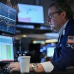 Read more about the article 标普500周五收盘基本持平，但华尔街周线录得涨幅| AiF 财经日报