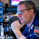 Read more about the article 标普500指数周一收高，此前曾触及六个月低点| AiF 财经日报