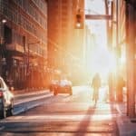 Read more about the article “不投资，被贫穷”：加拿大中产的隐形危机|AiF insight