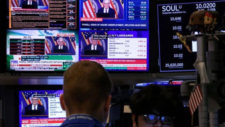 Read more about the article 标普500震荡收高，投资者权衡美联储政策与贸易动向 | AiF 财经日报