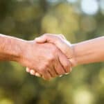 Read more about the article 他从质疑到信任：5年投资回报本金翻倍，AiF只靠结果说话