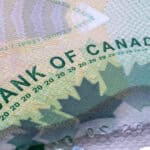 Read more about the article 加拿大央行维持政策利率 2.75%：若经济疲软，降息仍是选项 | AiF insight