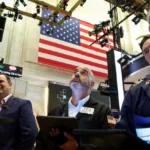 Read more about the article 标普500与纳指收盘再创历史新高，谷歌母公司Alphabet财报优于预期| AiF 财经日报