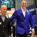 Read more about the article 道指连续两日大涨 400 点，标普 500 再创收盘新高| AiF 财经日报