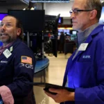 Read more about the article 标普500收高，英伟达上涨，市场无视特朗普对美联储的最新攻击 | AiF 财经日报