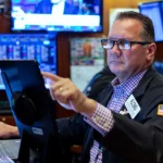 Read more about the article 美股周五收高，通胀数据符合预期，但标普500结束三周连涨 | AiF 财经日报