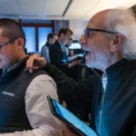 Read more about the article 美股三大指数齐创历史新高：通胀降温、降息预期再升温，新的牛市周期中，你还在观望？ | AiF insight