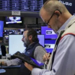 Read more about the article 美股收跌：纳指下挫1.6%，Meta与微软财报后领跌大型科技股 | AiF 财经日报