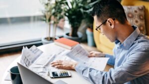 CIBC报告:加拿大家庭信贷出现压力迹象,但信贷风险仍可控