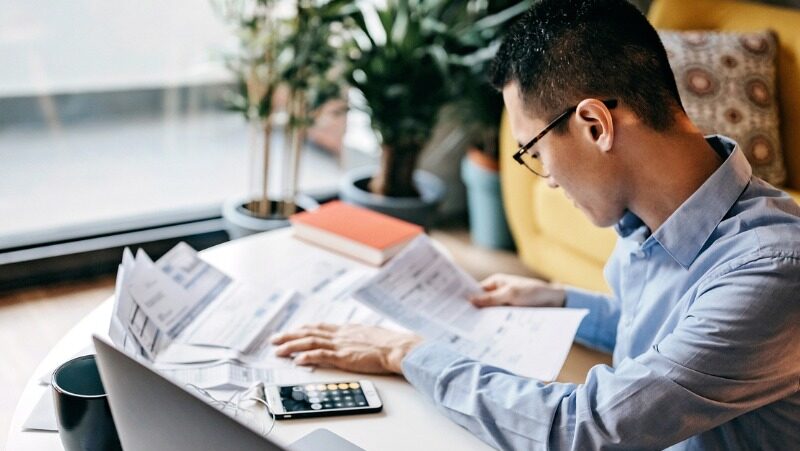 CIBC报告：加拿大家庭信贷出现压力迹象，但信贷风险仍可控