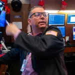 Read more about the article 道指创收盘新高，纳指下跌：投资者从科技股转向低估值板块 | AiF 财经日报