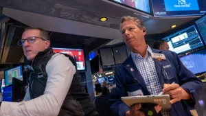 Read more about the article 纳斯达克收高，但尽管感恩节周反弹，月度仍录得跌幅​ | AiF 财经日报