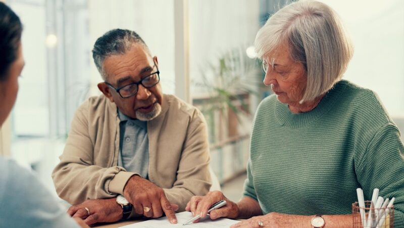 财富顾问新策略：解决老年客户痛点，赢得下一代信任