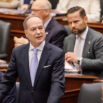 Read more about the article 安省经济前景暗淡：失业率上升，就业增长放缓 | AiF insight