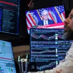 Read more about the article 美联储降息后，道指收盘上涨近500点 | AiF 财经日报