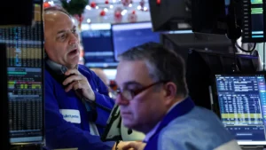 Read more about the article 标普500指数遭遇四连跌，甲骨文遭抛售拖累纳指重挫1.8% | AiF 财经日报