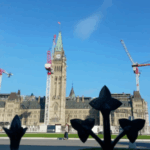 Read more about the article 渥太华拟裁员4万：向6.8万公务员推送“无惩罚”提前退休激励 | AiF insight