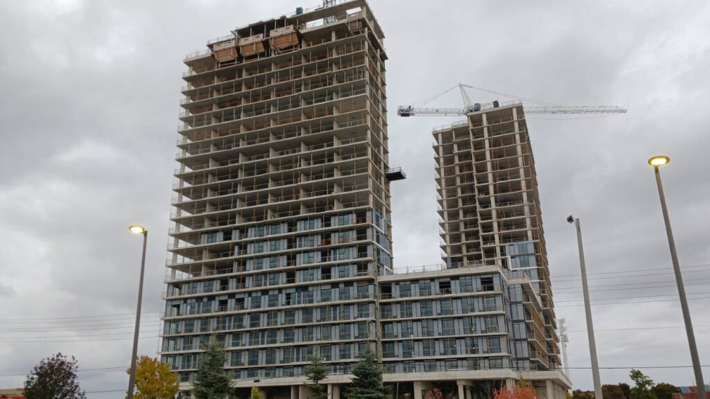 原价115万血亏30万！多伦多期房转让陷入深度亏损潮