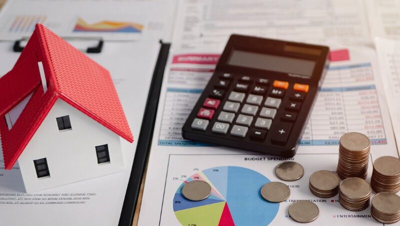 3000亿房贷激增背后的真相：非楼市复苏，而是加拿大房主的再融资潮