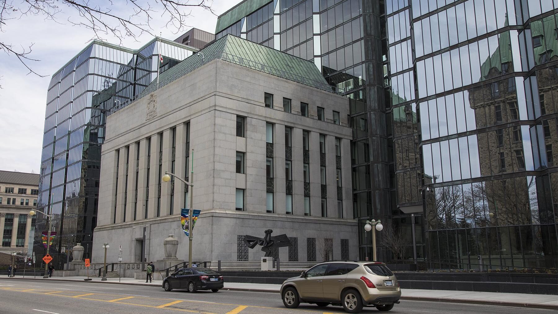 加拿大央行维持关键政策利率在2.25%不变，警惕全球不确定性