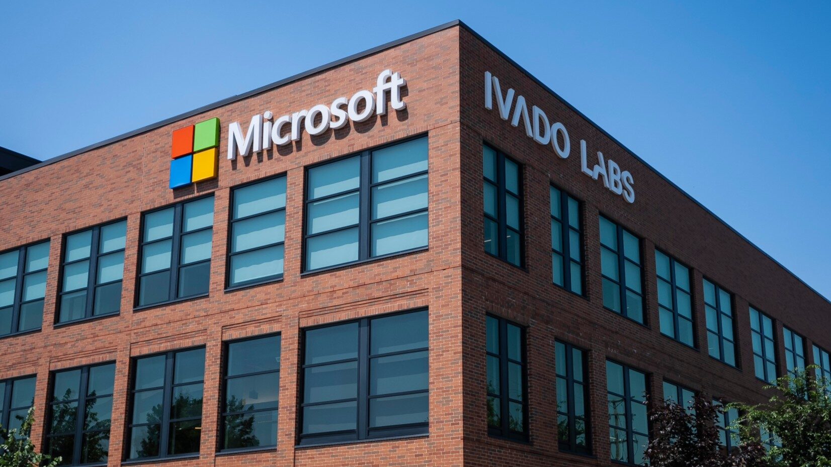 微软重磅承诺：未来两年在加拿大投资75亿加元发展AI基础设施