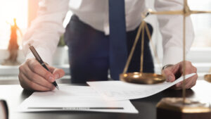 美国SEC指控对冲基金创始人：270万美元日内交易基金实为庞氏骗局