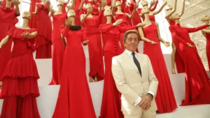 “Valentino Red”缔造者谢幕：意大利传奇设计师瓦伦蒂诺逝世，享年 93 岁