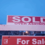 Read more about the article 加拿大房贷市场变天：固定利率回到4%+，苦等降息的人正在付出代价| AiF insight