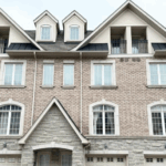 Read more about the article 多伦多房主多次挂牌仍难脱手，最终亏损近 20 万加元成交 | AiF insight