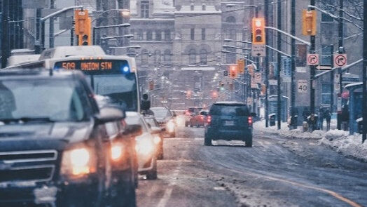 IMF 指出加拿大省际壁垒等同 9% 内部关税，经济或增长 7%