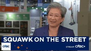 AMD CEO 苏姿丰：AI 没有取代人类，而是在改变谁能被录用