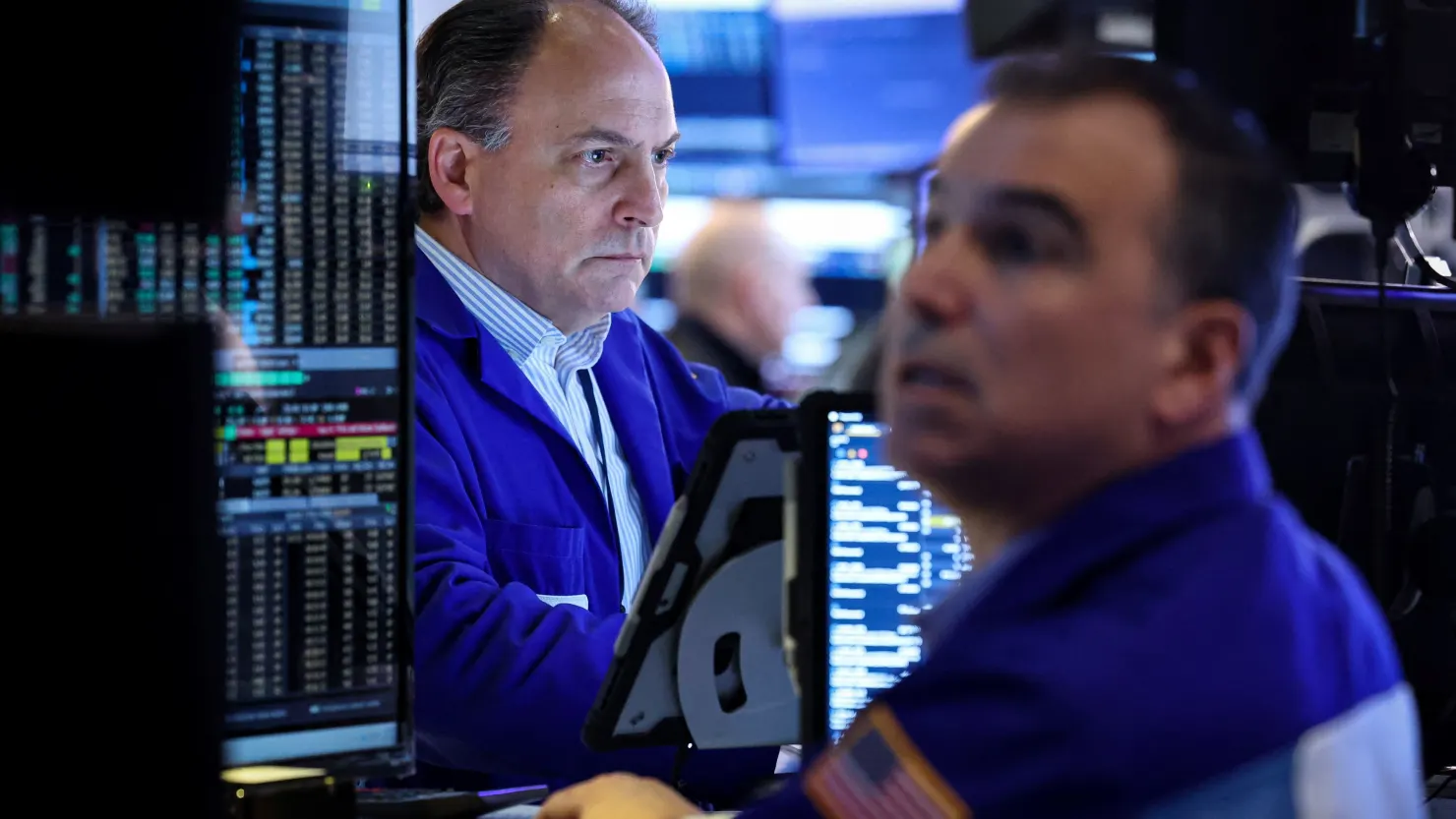 标普500连续第二日下跌，芯片与软件股遭抛售，纳指下挫1%