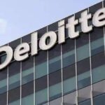 Read more about the article 德勤重构18万员工头衔：AI时代，职场金字塔正在被拆除 | AiF insight